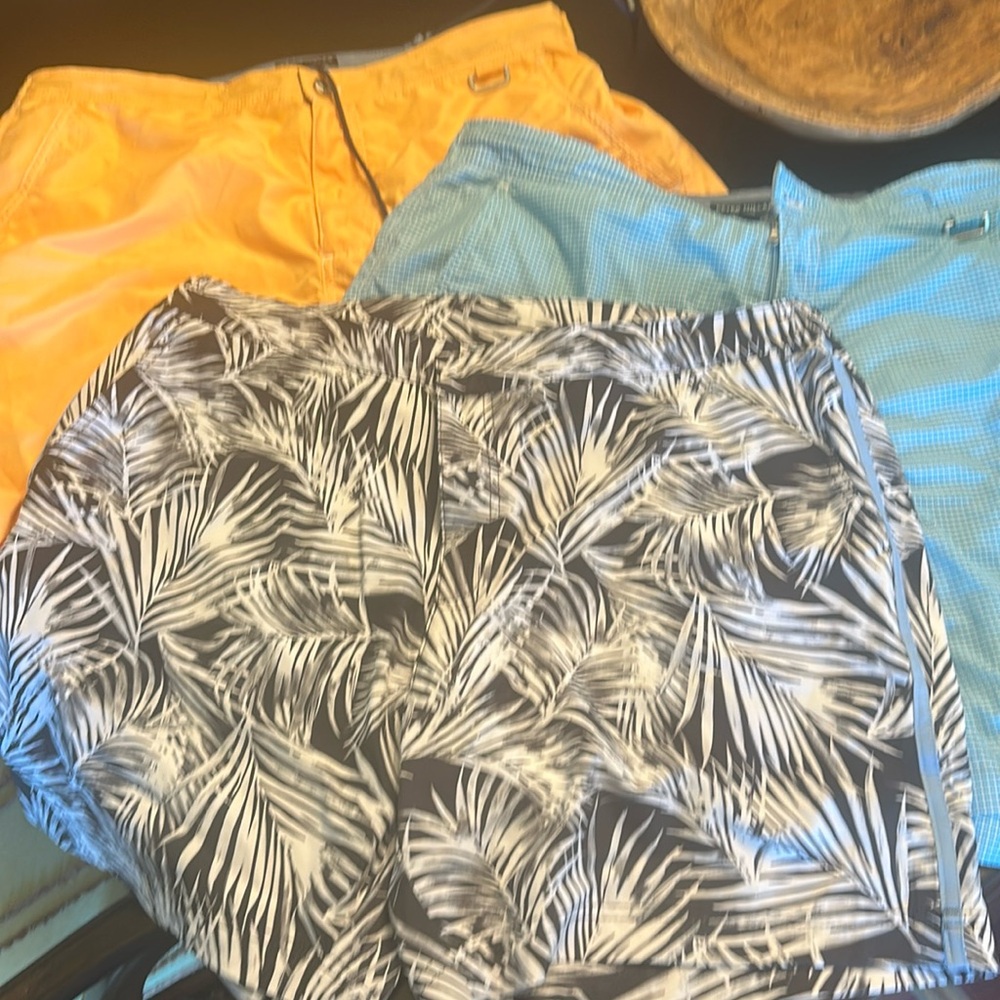 Men’s swim trunks set of 3